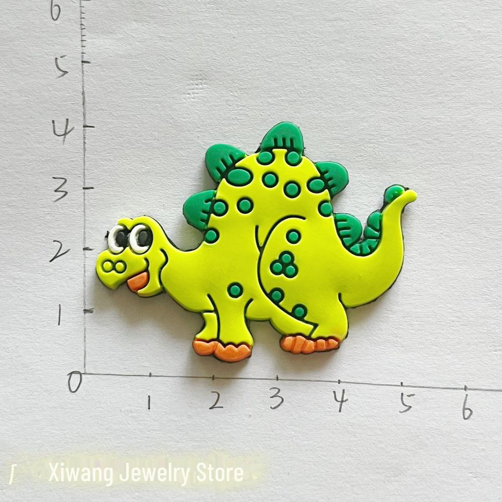 Аксессуары для динозавров из мультфильмов своими руками: Подвески для обуви, чехлы для телефонов и магниты