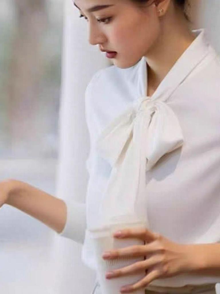 Белая блузка с бантом из ленты в стиле French Chic для женщин, Осень 2025
