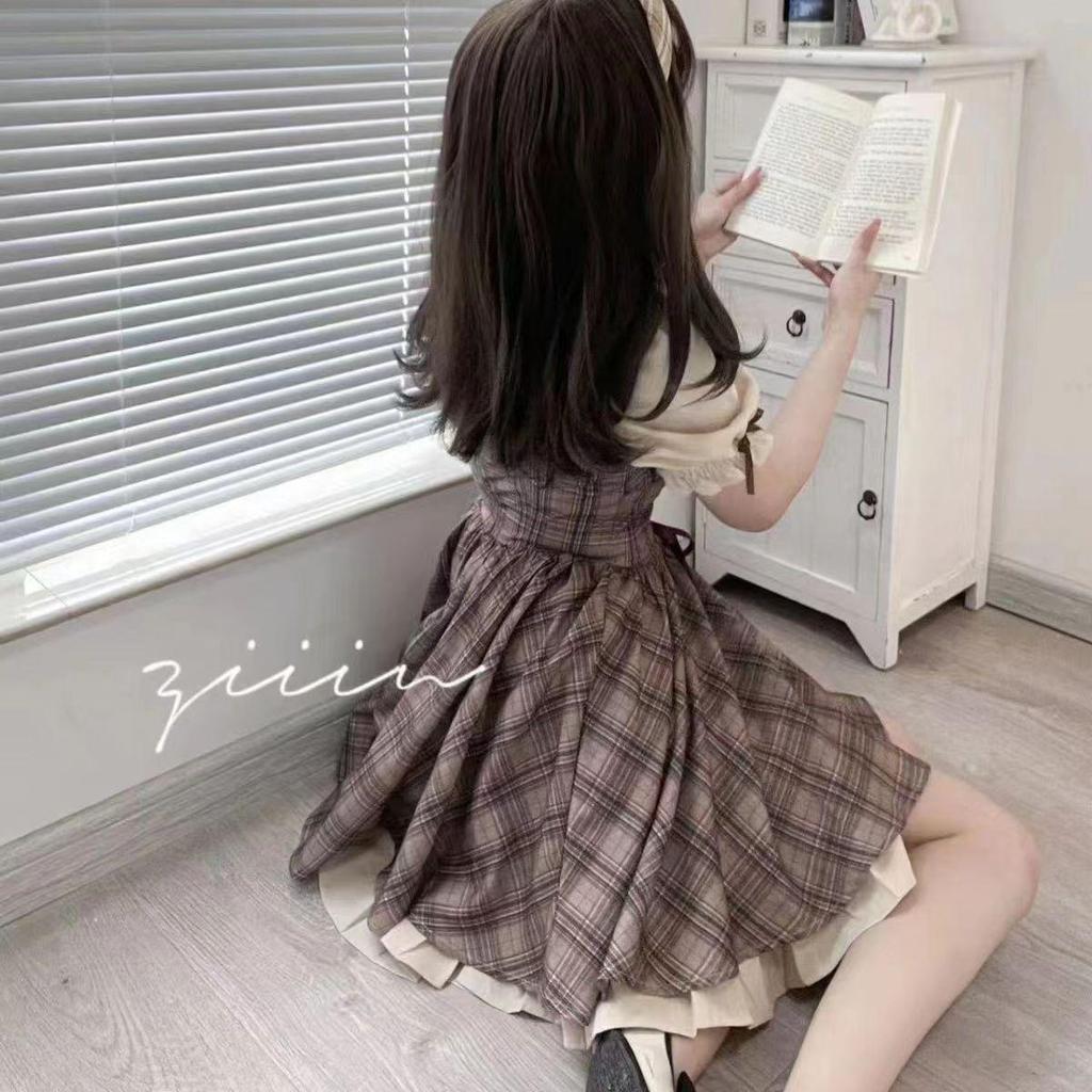 Женское летнее платье с квадратным вырезом, свежей клеткой, облегающее талию, с короткой юбкой на шнуровке и в милом академическом стиле