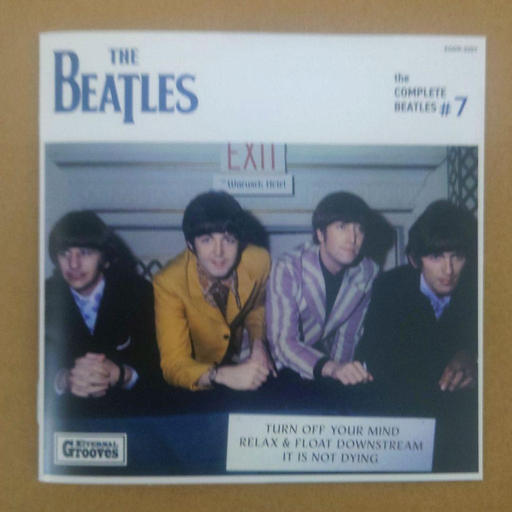 [USED] THE BEATLES / the COMPLETE BEATLES 7