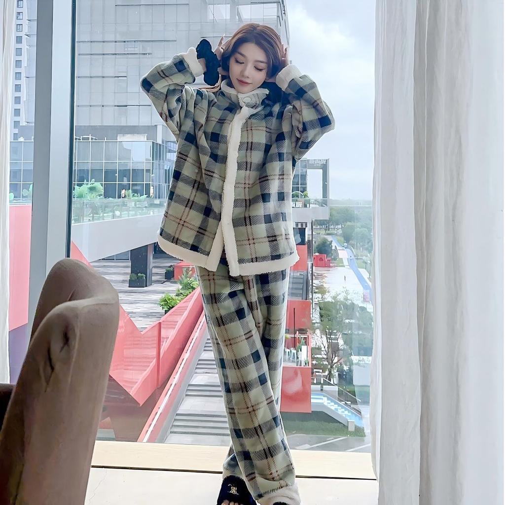 Женский пижамный комплект из кораллового флиса большого размера - Плюшевый, Утепленный, Теплый из овечьей шерсти для осени/зимы; Носимый на открытом воздухе