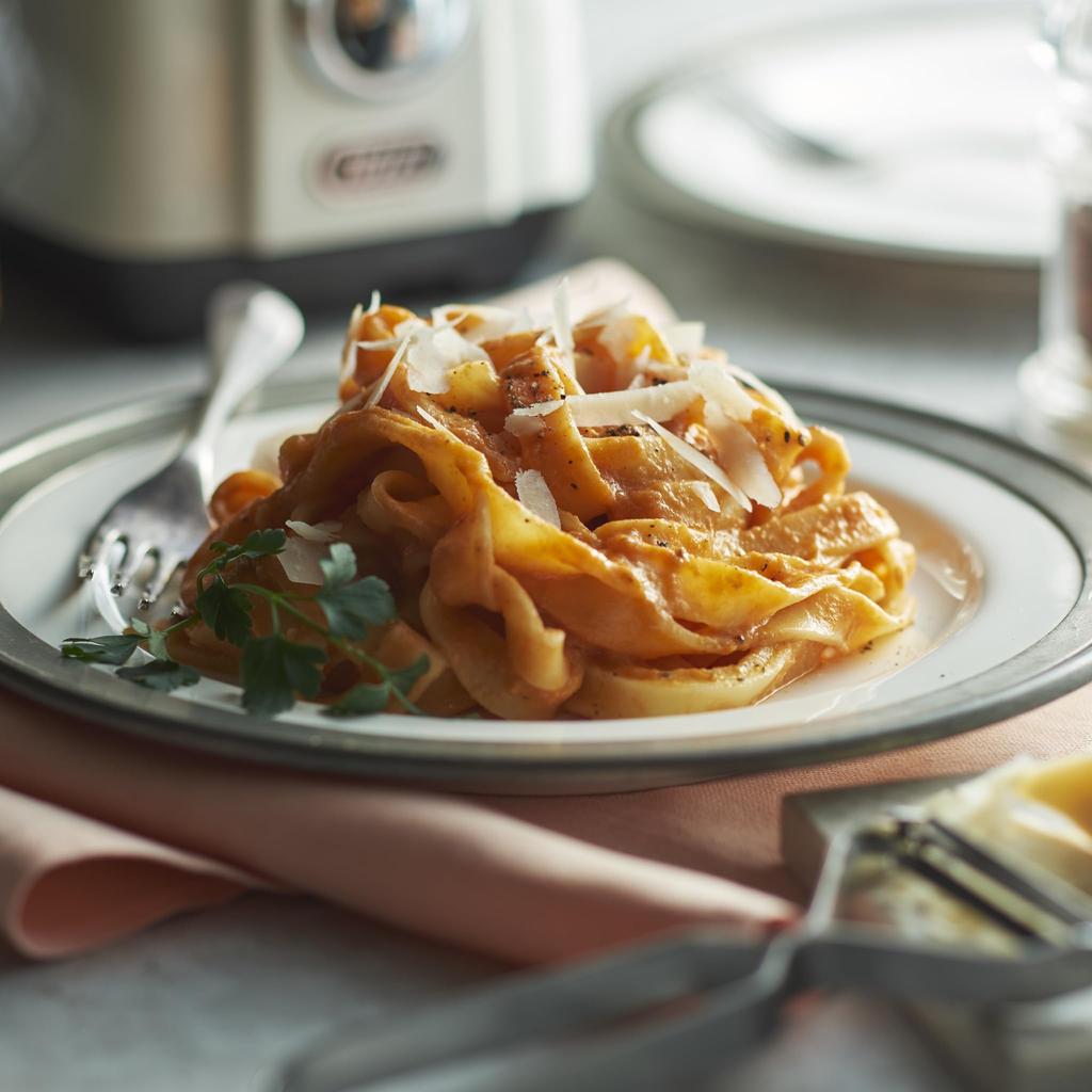 Стеклянный блендер, миксер, соковыжималка, скорость вращения до 600 мл, импульсный режим, совместимость со льдом и замороженными фруктами, возможность жить одному или с