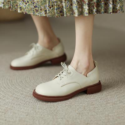 Новые трендовые женские лоферы, туфли-лодочки из искусственной кожи, студенческие балетки, повседневные кроссовки, женские туфли-оксфорды в британском стиле на шнуровке