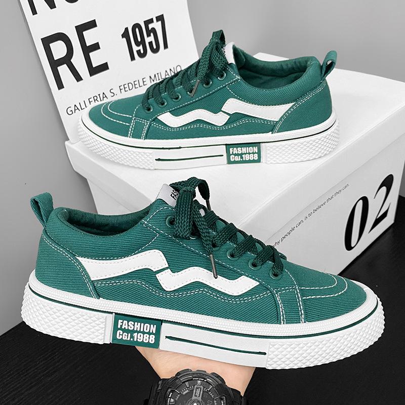 2025 Summer New Canvas Shoes Men's Casual Korean Version Breathable Low-top Board Shoes Sports Student Versatile Youth Tide