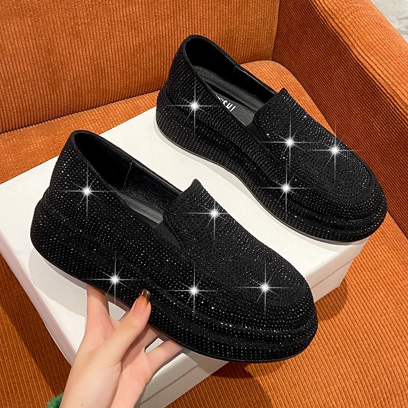 Женская повседневная обувь 2024 года, новые трендовые дышащие кроссовки с толстой подошвой, женская спортивная обувь на плоской белой платформе со стразами, размер 35-40