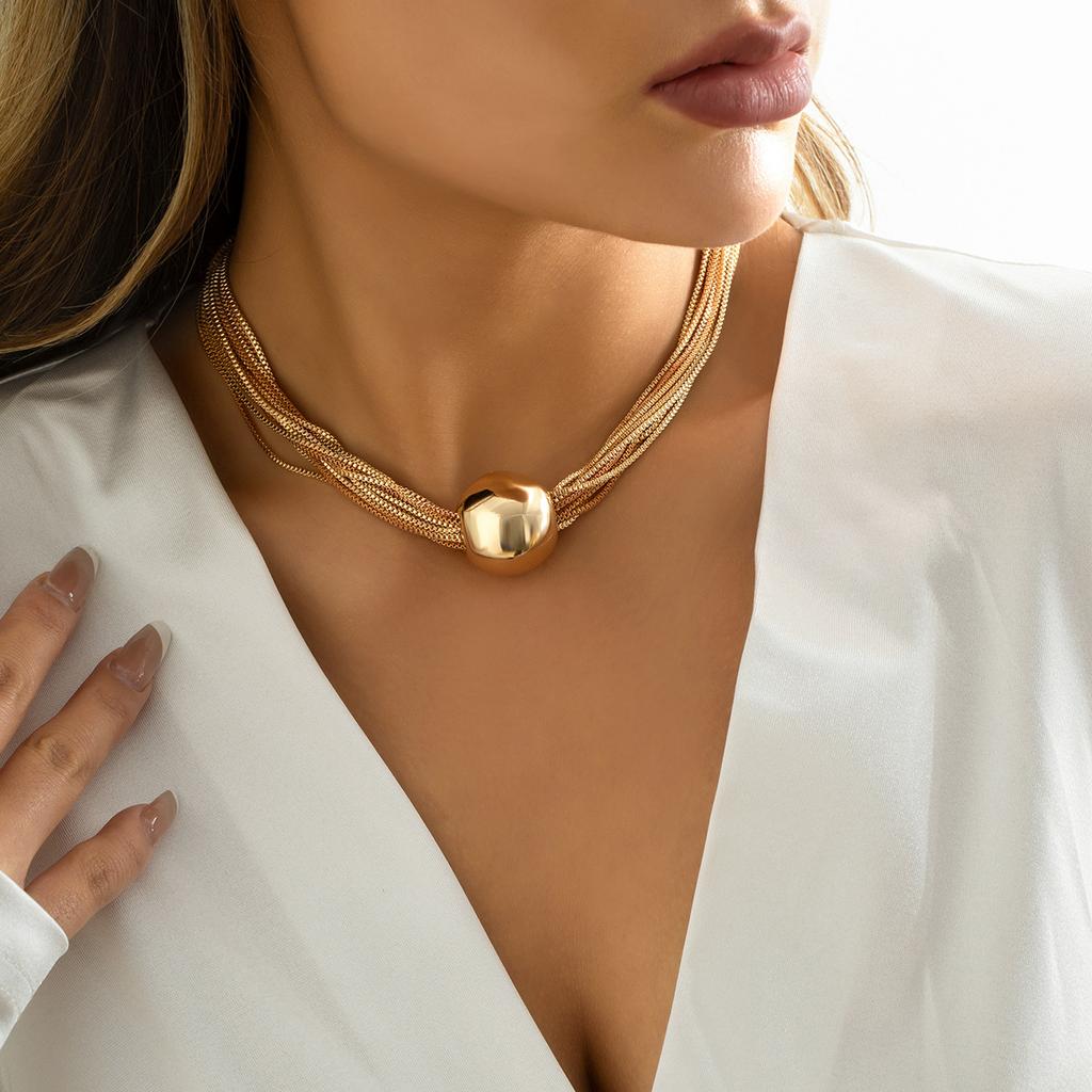 DIEZI Gothic Twisted Chunky Chain Necklace for Women Vintage Big Ball Pendant Choker Clavicle Link Chain Jewelry Steampunk
