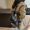 2024 New Korean Version Large-capacity Bucket Bag Fashion Trend Retro Versatile Women's Bag Shoulder Messenger Bag