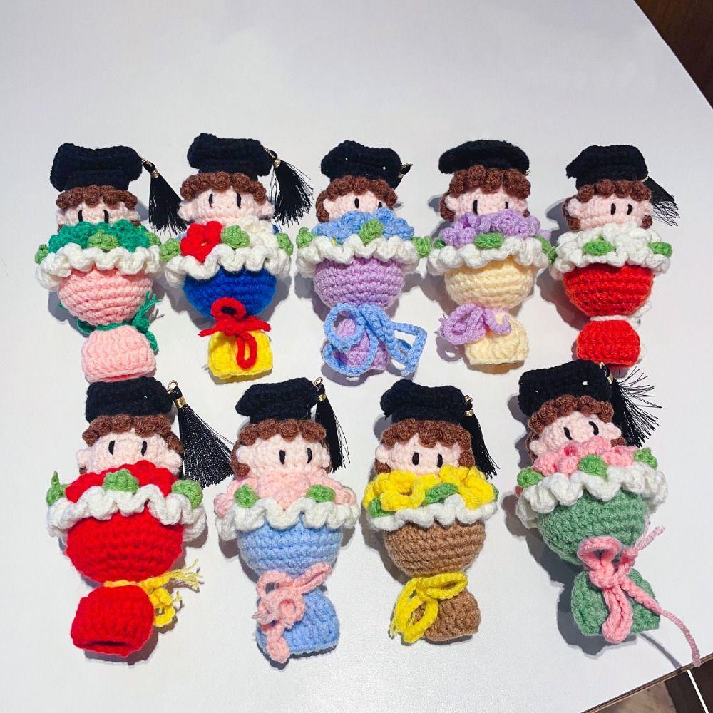 Funny Knitted Graduation Doll Cute Handheld Flower Doll Handmade Knitted Figures Graduation Gift