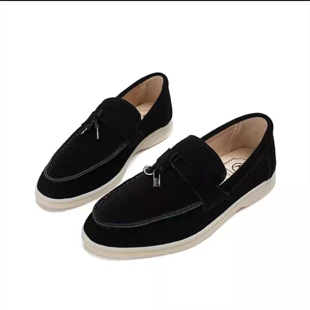 2024 New Women Flats Shoes Fashion Slip On Loafers Ladies Casual Slim Fringe Moccasin Shoes Walking Sneakers for Women