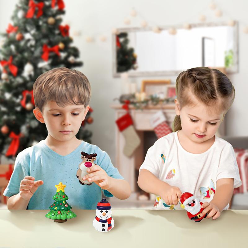 4pcs Christmas Anti-Stress Relief Toy Santa Claus Xmas Tree Squeeze Bounce Toy Kids New Year Gift Christmas Party Decor