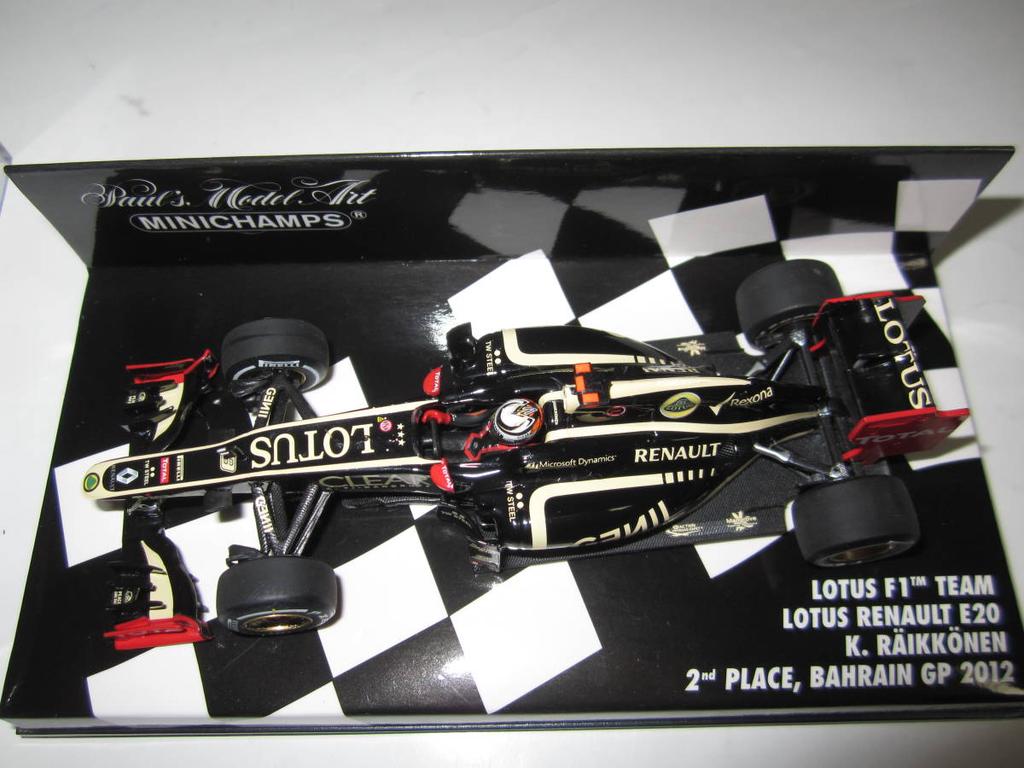 [Б/У] PMA Mini Champs 1/43 Lotus E20 Renault №. 9 2012 Гран-при Бахрейна 2-е место Кими Райкконен (Антенна добавлена)