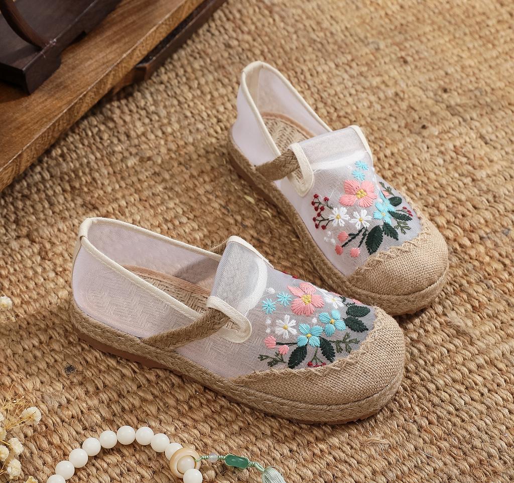 Женские винтажные повседневные сетчатые туфли с вышивкой, летние новые дышащие туфли на плоской подошве, женские удобные легкие кроссовки, женские мокасины без застежек