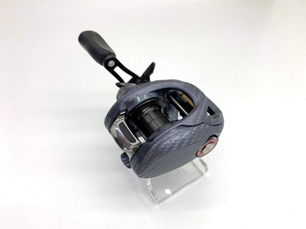 CUSTOM YOROI Custom Decal for 16 Zillion SVTW Baitcasting Scratch Protection SEAT.JP Reel, (Silver, Left-Handed)
