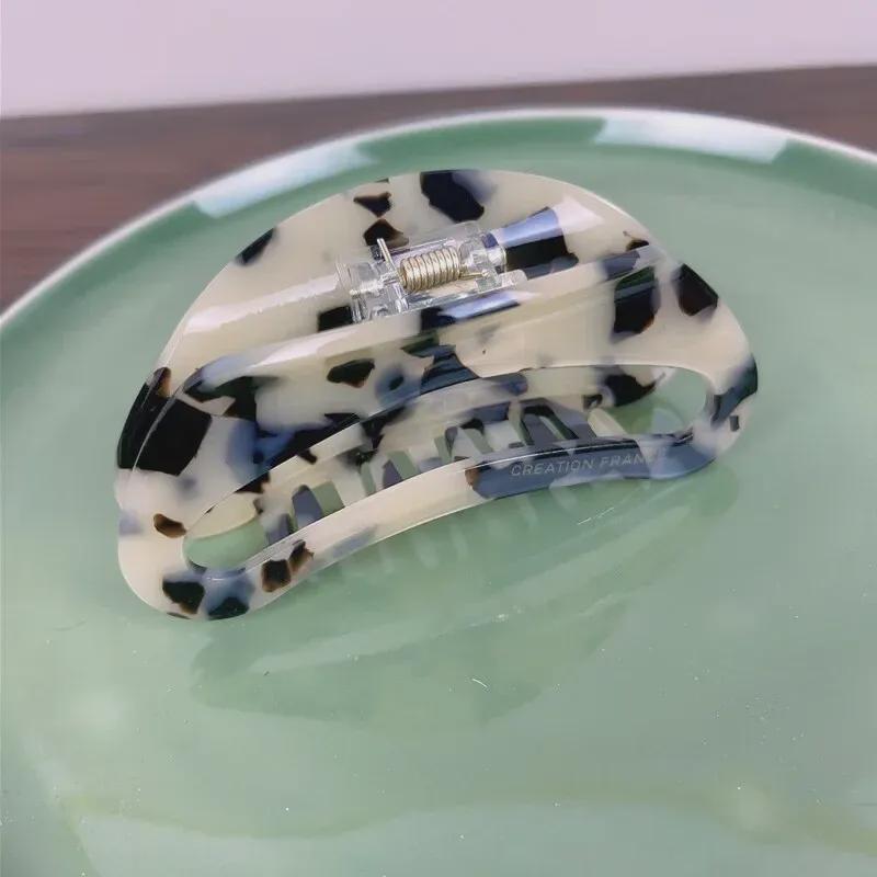 Большая заколка для волос в виде акулы с леопардовым принтом черного цвета с корейской золотой этикеткой