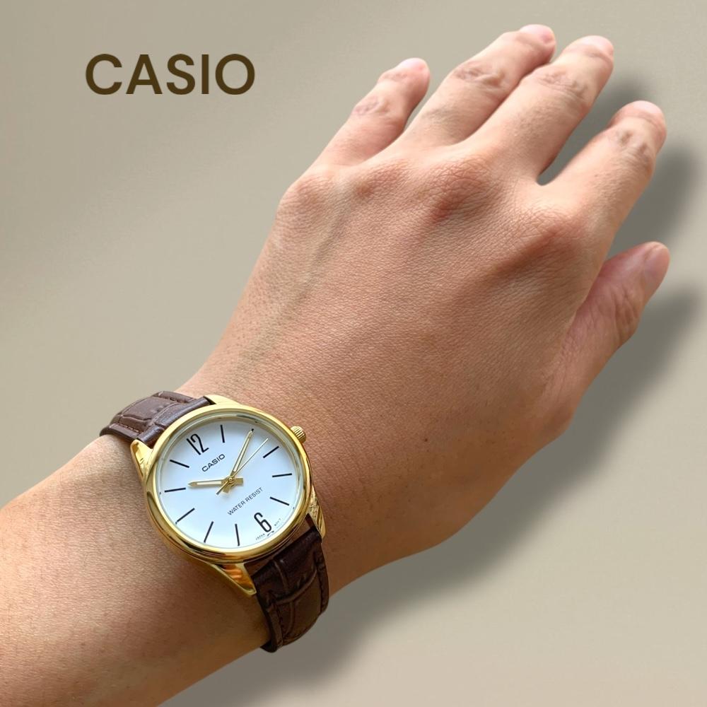 Casio Часы с футляром Простые и Женские - - Возраст