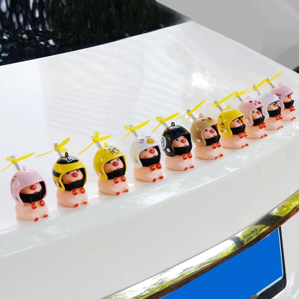 Propeller Little Pink Pig Ornaments Propeller Helmet Car Duck With Helmet  Motorcycle