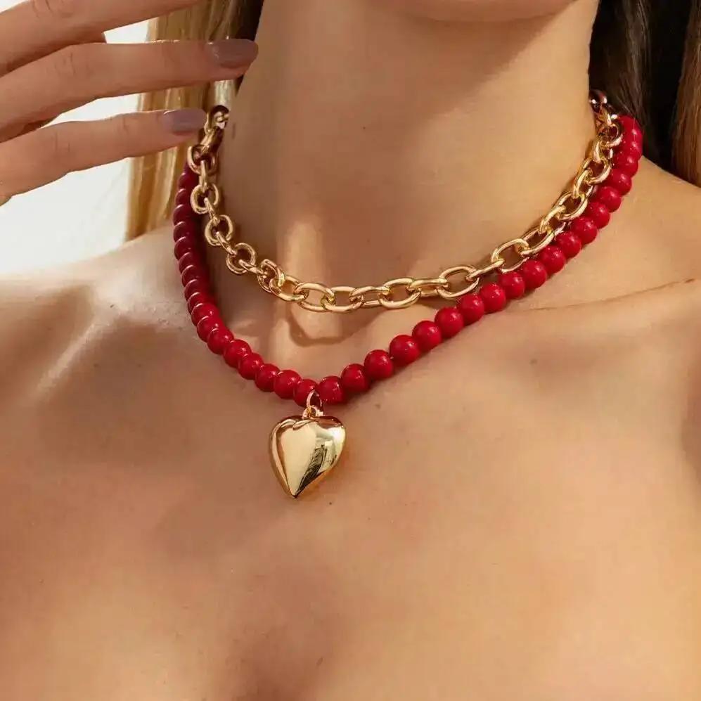 Новая мода 2 шт./комплект Панк Металлическое Сердце-кулон Ожерелье Женское Трендовая Красная Акриловая Бусина Цепочка на Ключицы Повседневные Украшения Подарки