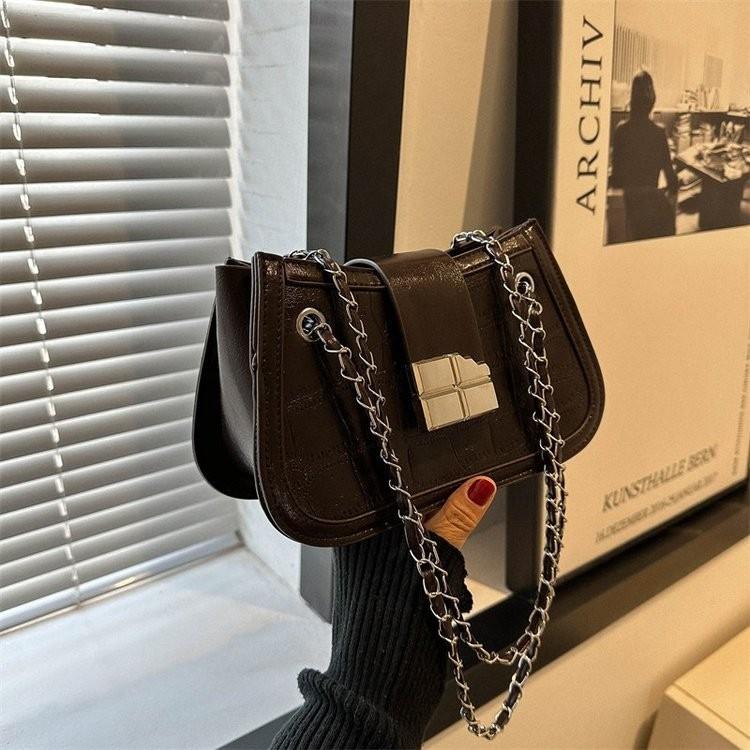 Stylish Vintage Chic Women's Shoulder Bag Trendy Casual Commute Chain Small Purse