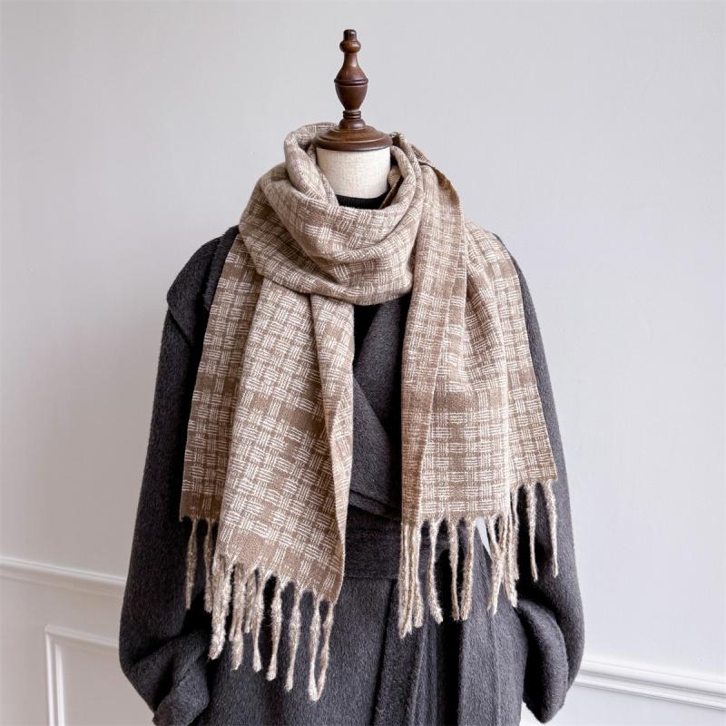 Luxury Winter Plaid Scarf for Women Men British Style Cashmere Scarves With Tassel Designer Female Winter Warm Clothing