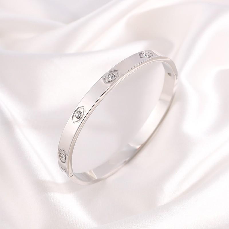 Starry Sky Full Diamond Titanium Steel Bracelet – Versatile, No-Fade Silver Women's Fashion Accessory