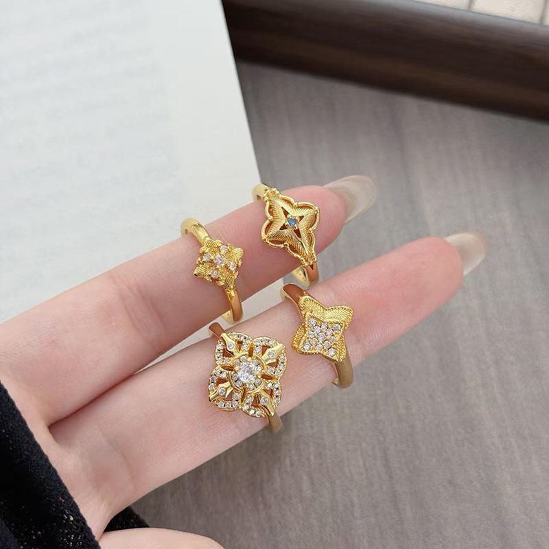 Medieval Full Diamond Retro Exquisite Four-Leaf Clover Zircon Flash Diamond Ring Women'S Light Luxury Personality Stacking Index Finger Ring