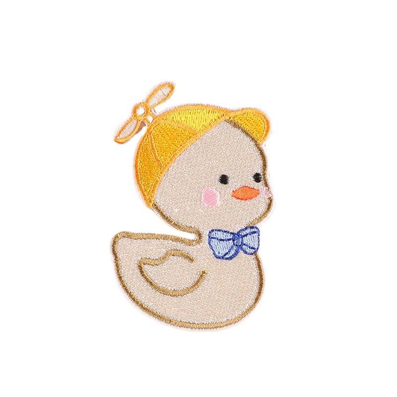 Вышитая этикетка для одежды, аксессуары, значок, симпатичная маленькая желтая утка, этикетка для ткани, руководство по эксплуатации, аксессуары, вышитая наклейка на ткань