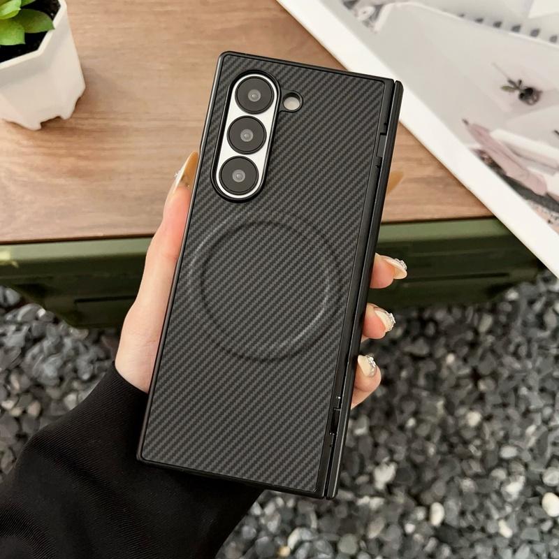 High end Carbon Fiber Magnetic Hinge for Magsafe Phone Case For Samsung Galaxy Z Fold 7 6 5 4 3 Wireless Charging Bumper Cover
