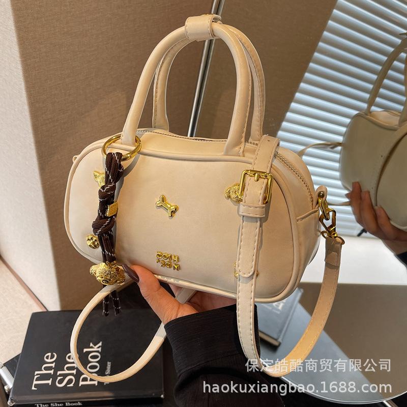 Женская сумка премиум-текстуры 2025 новая сумка-мессенджер маленькая квадратная сумка популярная модная повседневная универсальная сумка на плечо