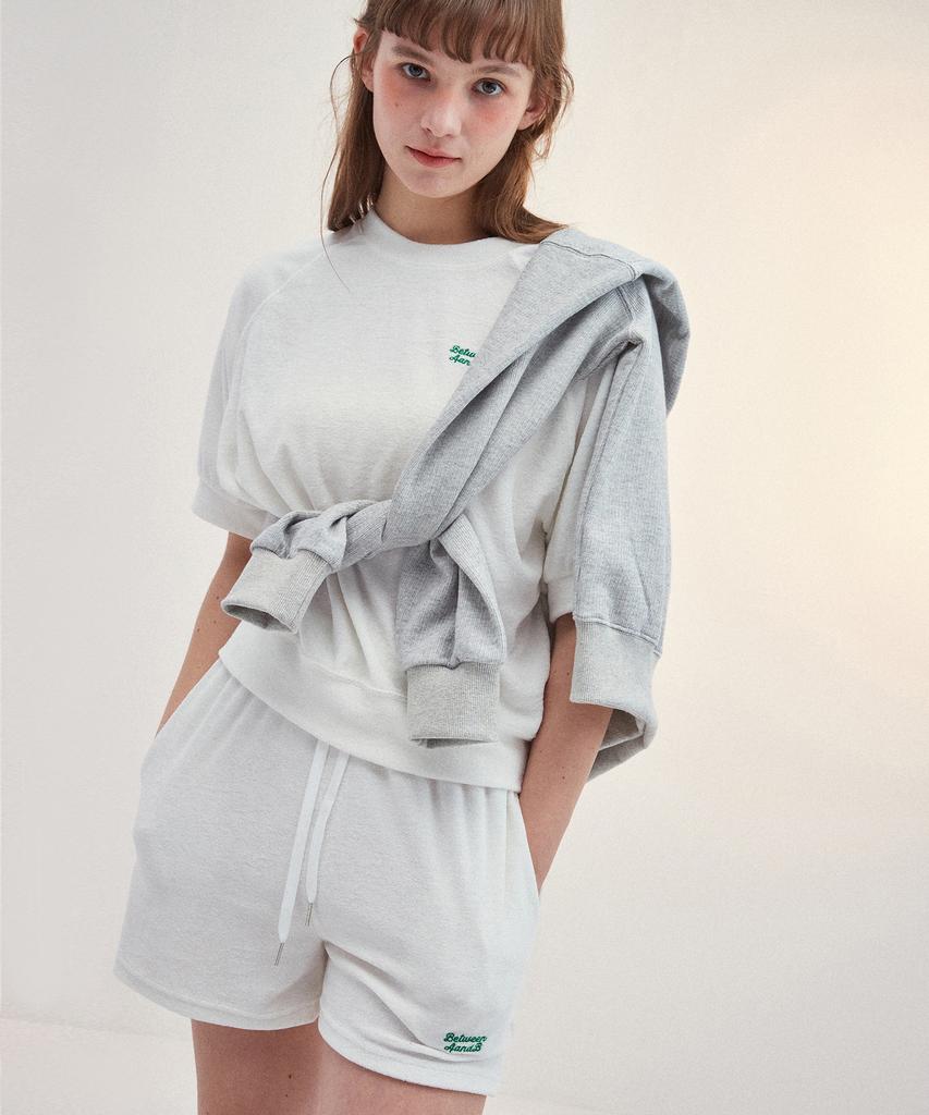 BETWEEN A AND B Terry Banding Shorts [White]
