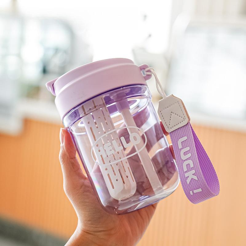 Cute Compact Leak-Proof Water Bottle, 580ML BPA-Free Plastic Cup with Straw for Kids, Teens & Adults