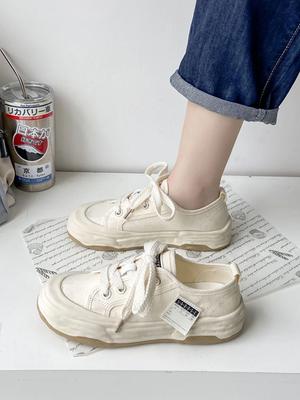 Модные холщовые туфли на плоской подошве черного цвета с белыми вставками для женщин, обувь на шнуровке с акцией, горячая повседневная городская обувь, новое поступление 2024 года в Корейском стиле