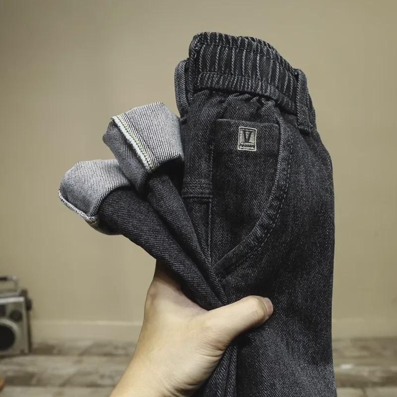 Мужские зимние узкие джинсы-шаровары с эластичным поясом и завязками на резинке — модные, не требующие глажки, повседневные, универсальные и свободного кроя.