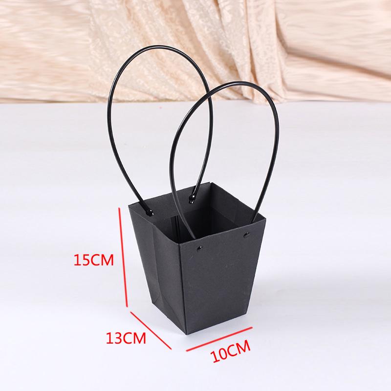 Главная Цветочная крафт-бумага для упаковки цветов Водонепроницаемая подарочная трапециевидная сумка