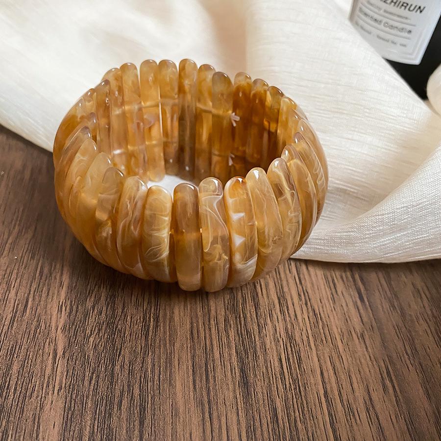 Радужный акриловый полукруглый эластичный браслет - Свежие и милые женские украшения высокого класса 2025.