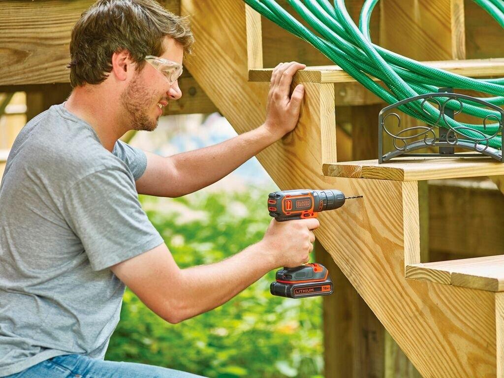Дрель-шуруповёрт Black & Decker BDCDC18KB-QW