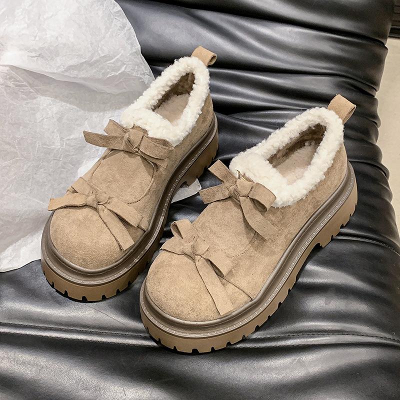 Женские зимние теплые мокасины Зимняя мода Повседневная платформа Slip-On Толстая подошва Замша Женские короткие плюшевые хлопковые банты Кожаные туфли