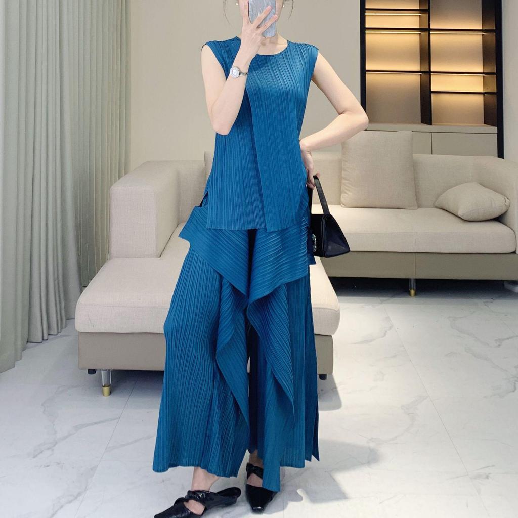 Элегантный летний костюм-двойка: Необычный топ и широкие брюки из морских водорослей для женщин