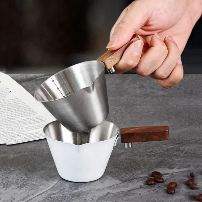 120ML Espresso Measuring Cup Wood Handle Single Spout with Scale Stainless Steel Extraction Cup Thicken Coffee Cup Barista Tool