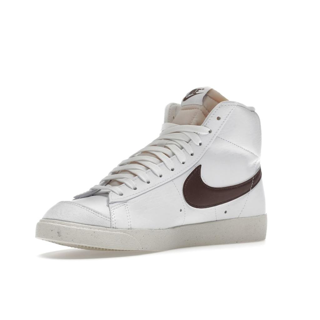 Nike Женские кроссовки Blazer Mid 77 Next Nature Cacao Wow Белые Парусные Черные DQ4124-104