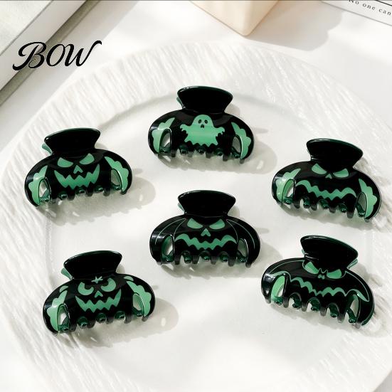 Funny Ghost Face Hair Clips Halloween Claw Clips, Luminous Pumpkin Pattern Acrylic Anti-slip Cute Bat Glow in The Dark Grippers for Women Girls Daily