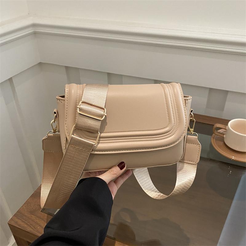Minimalist Pu Small Shoulder Bag With Zip Pocket For Urban Outfits
