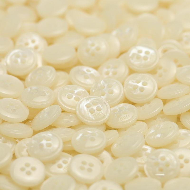 Four-Eye Min Resin Buttons Imitation Shell Knitted Cardigan Shirt Sleeve Collar Buttons Black Beige Clothing Accessories