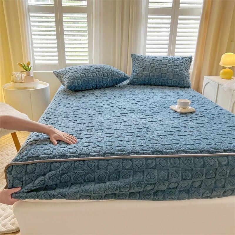 Утолщенный бархатный наматрасник, защитная накладка на кровать, тканое покрывало для кровати, плюшевая теплая простыня для дома, спальни, покрывала