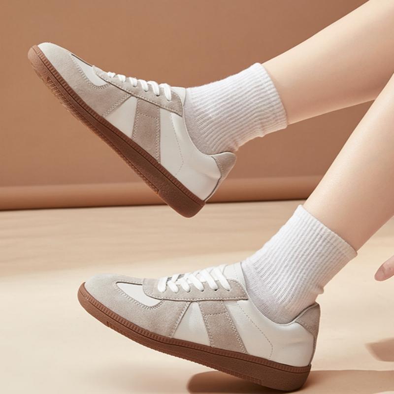 Spring and Autumn Anti Slip Comfortable Casual Shoes Fashionable New Lace Up Round Head Sexy Sports Walking Shoes for Women