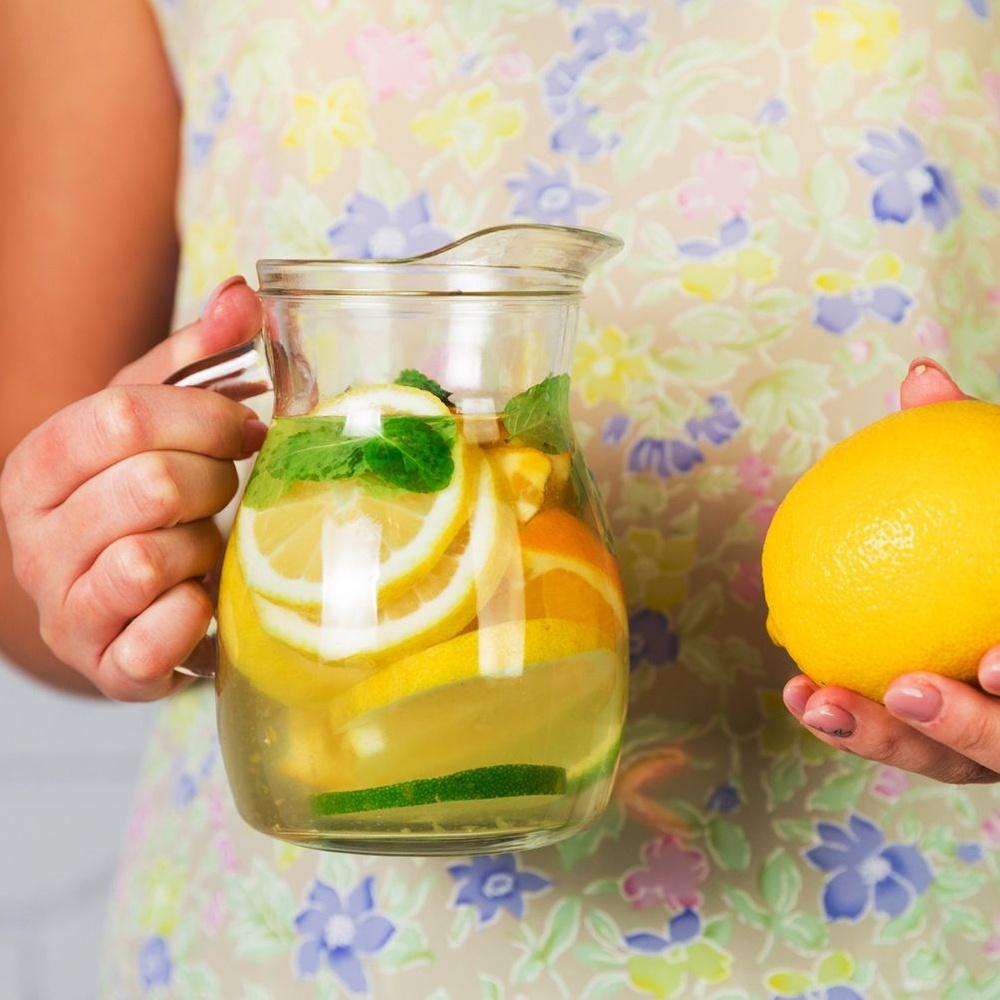 Jug for Drinks Water Juice Lemonade For Beverages Glass Carafe Wine 0.5L