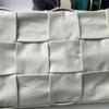 [Pre-Owned] Cassette Pillow Bag Fashion Solid Color Minimalist 15 Grid Woven Check Lambskin Shoulder Crossbody Bag - Very Good #1MRVIPK