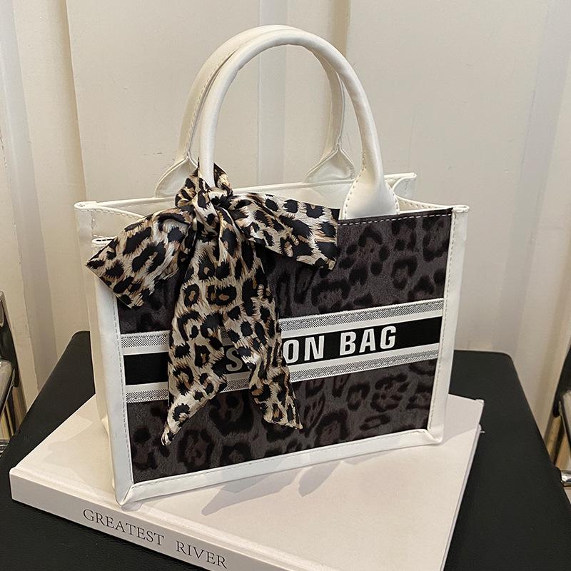 Новые модные трендовые сумки, сумки большой вместимости, сумки для шопинга и путешествий, сумки на плечо, квадратные сумки, женские сумки