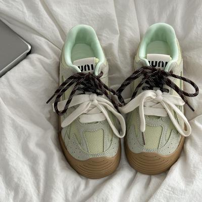 Нежные бело-зеленые свежие женские осенние дышащие повседневные спортивные туфли для通勤, кеды для скейтбординга женские