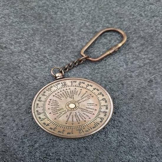 4 Pieces Brass 100 Years Calendar Keychain, Rotating Calendar Keychain, Best for Table Decor, Office Decor, Gift Keyrings