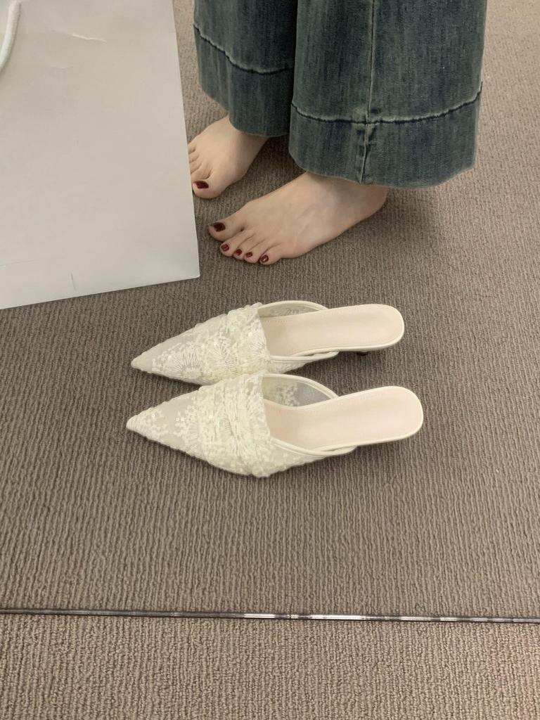 Breathable Lace Bag Head Half Slippers Women's Summer Wear French Beautiful Sandals 3cm Kitten and Pointed Muller Shoes